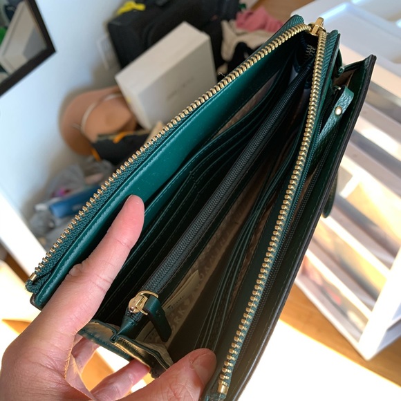 Kate spade wristlet - Picture 4 of 5